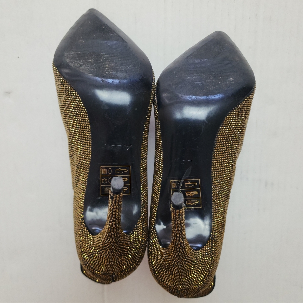 ALDO Gold Sparkle Heels - Picture 6 of 10
